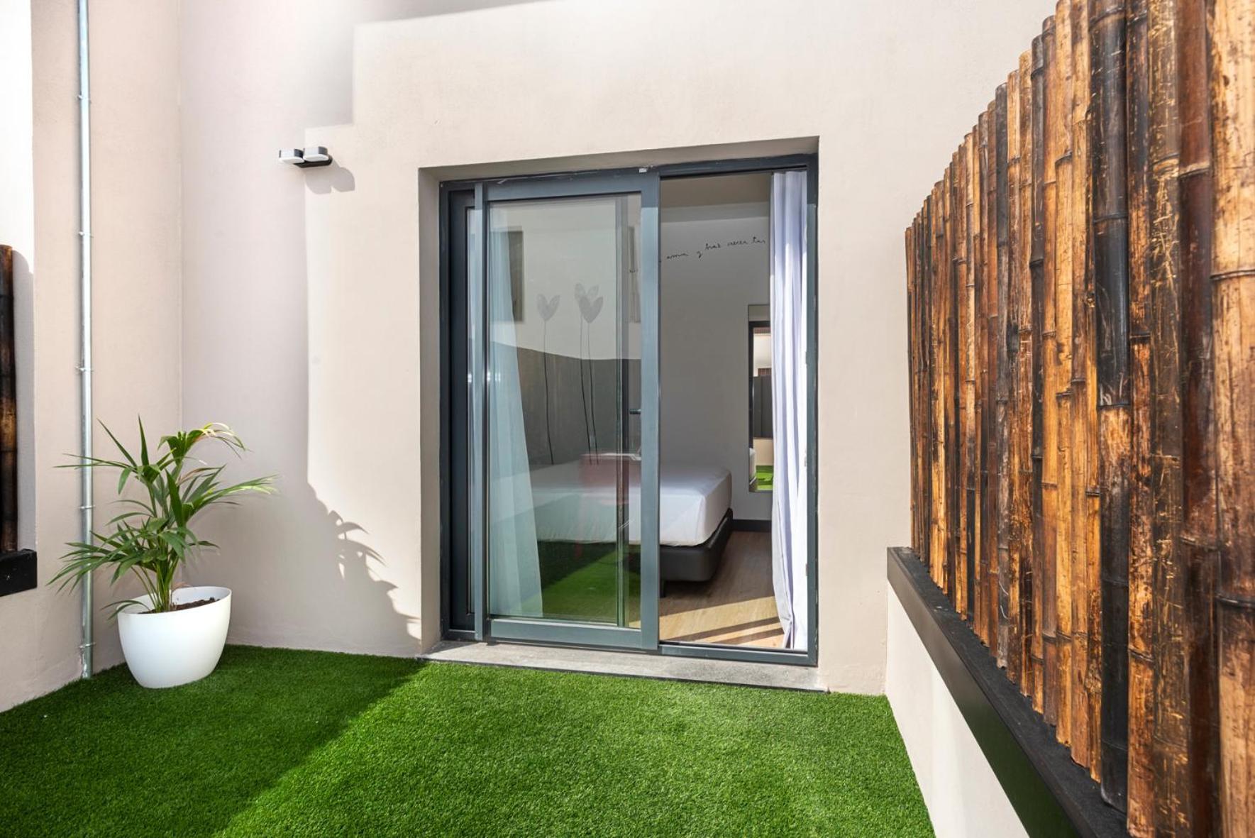 Sercotel Plana Suites Vall de Uxó 객실 사진
